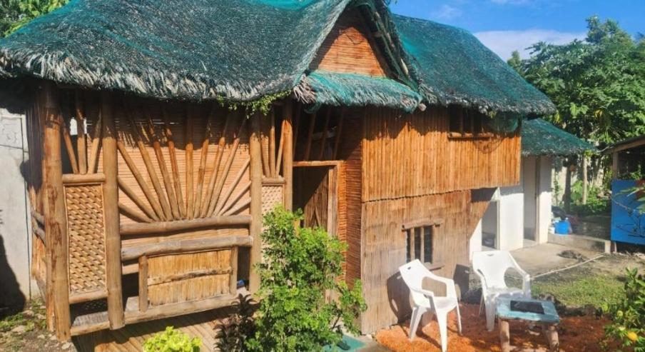 Nirvana Bamboo Houses & Dive Resort Moalboal Extérieur photo